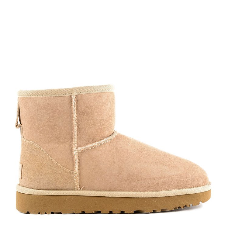 ugg australia起源于1978年南加州海滩的ugg品牌一直是美国