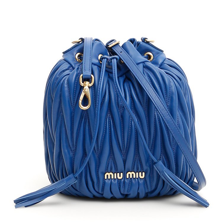 【miumiu缪缪 单肩包】缪缪/miumiu 19年春夏 皱褶 抽绳 女包 女性 水